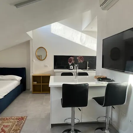 Casa Cielo Universitas