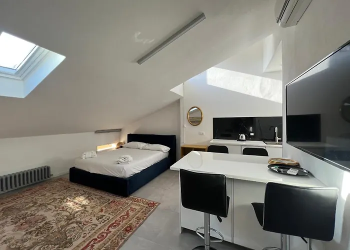 Casa Cielo Universitas