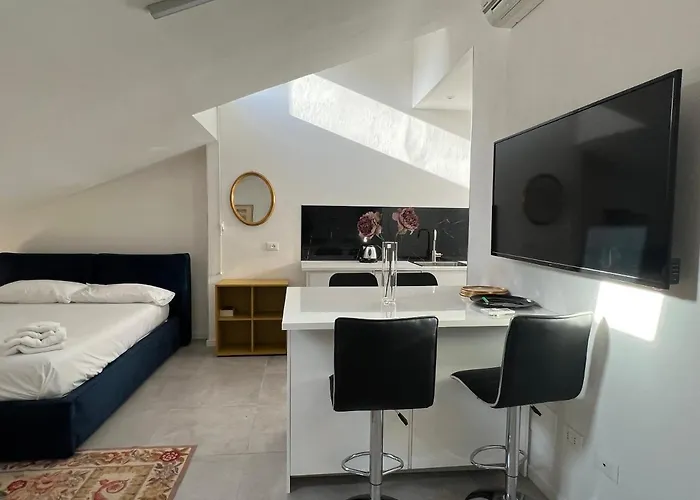 Casa Cielo Universitas